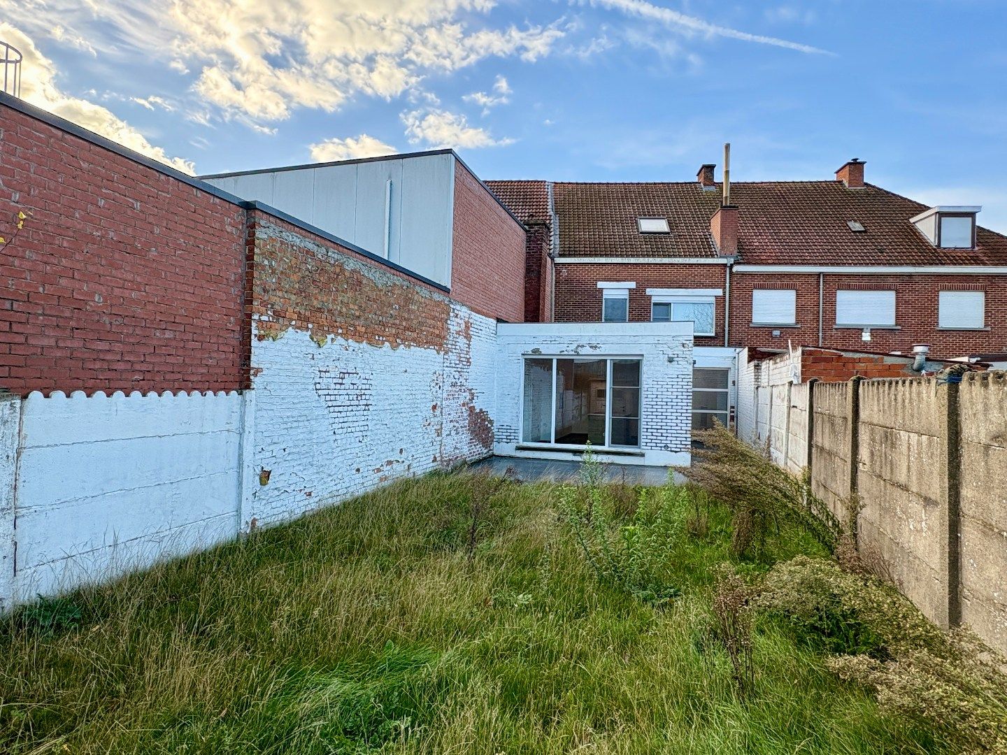 Compleet gerenoveerde woning met tuin en 4 slaapkamers in Tielt. foto 12