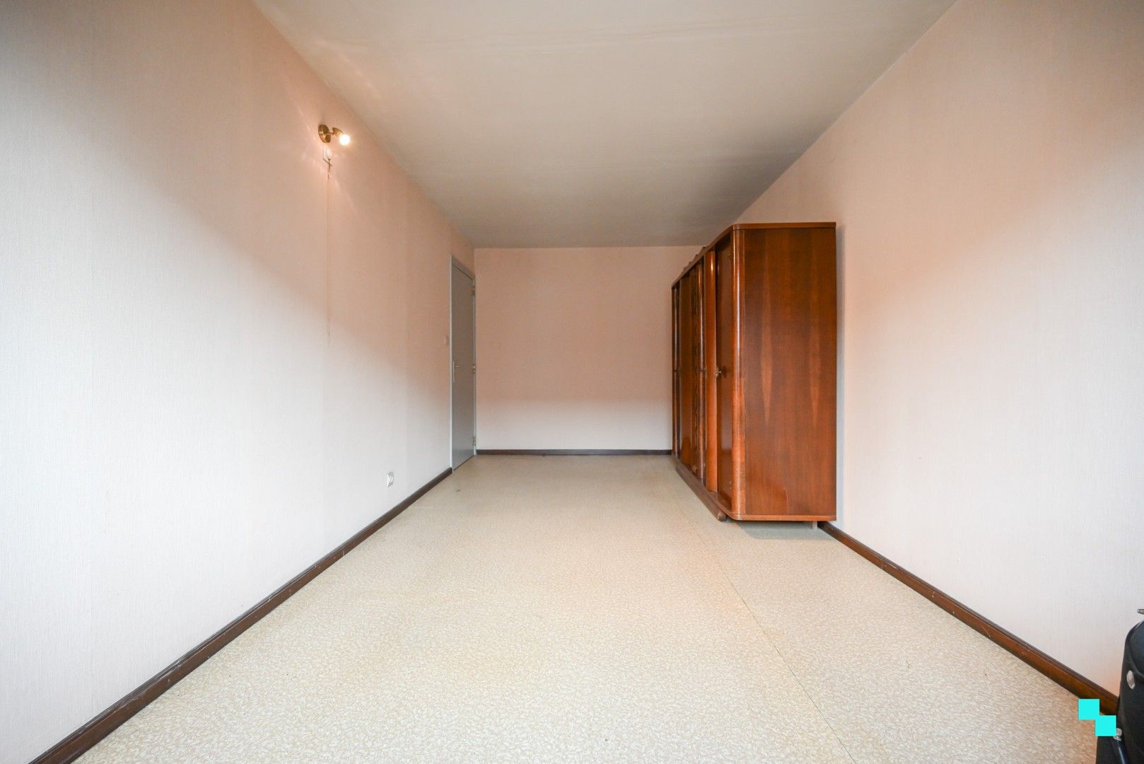 Ruime woonst met tal van mogelijkheden nabij centrum Izegem foto 26