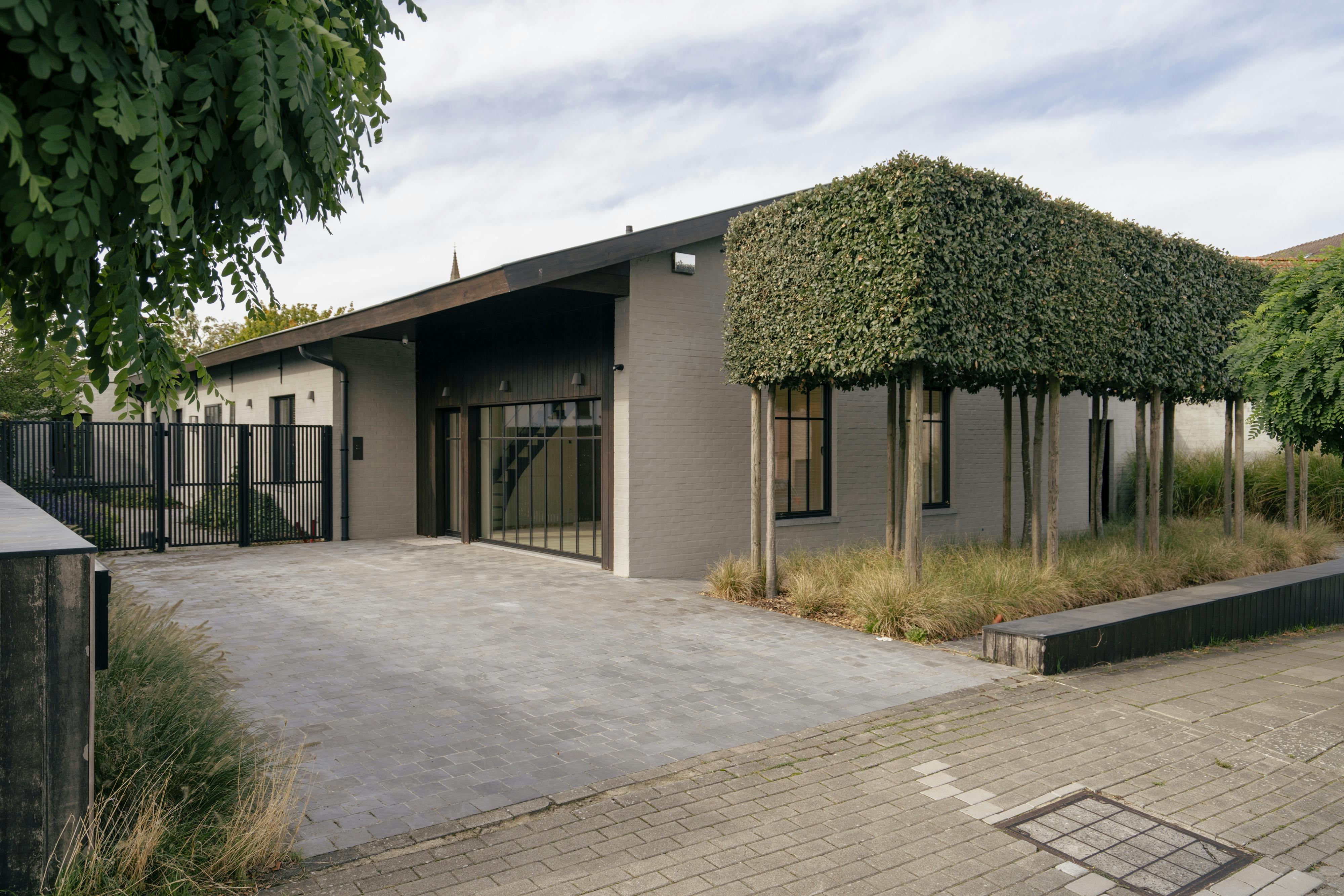 Uitzonderlijke villa te koop op 100m van de Menenpoort foto 3