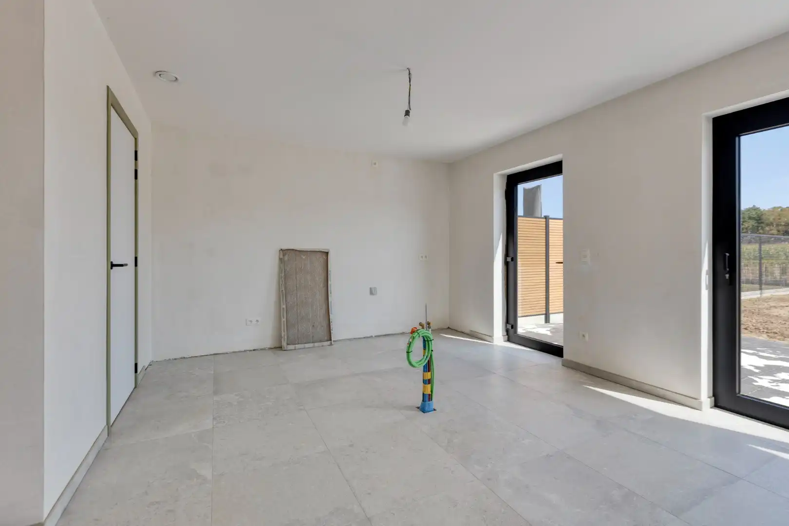 Nieuwbouw-woning in landelijke stijl met 3 slpk op 3 a 82 ca. foto 11