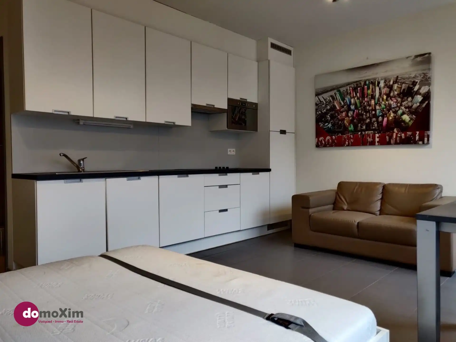 Moderne gemeubelde studio, geschikt voor twee personen, in het centrum van Leuven foto 3