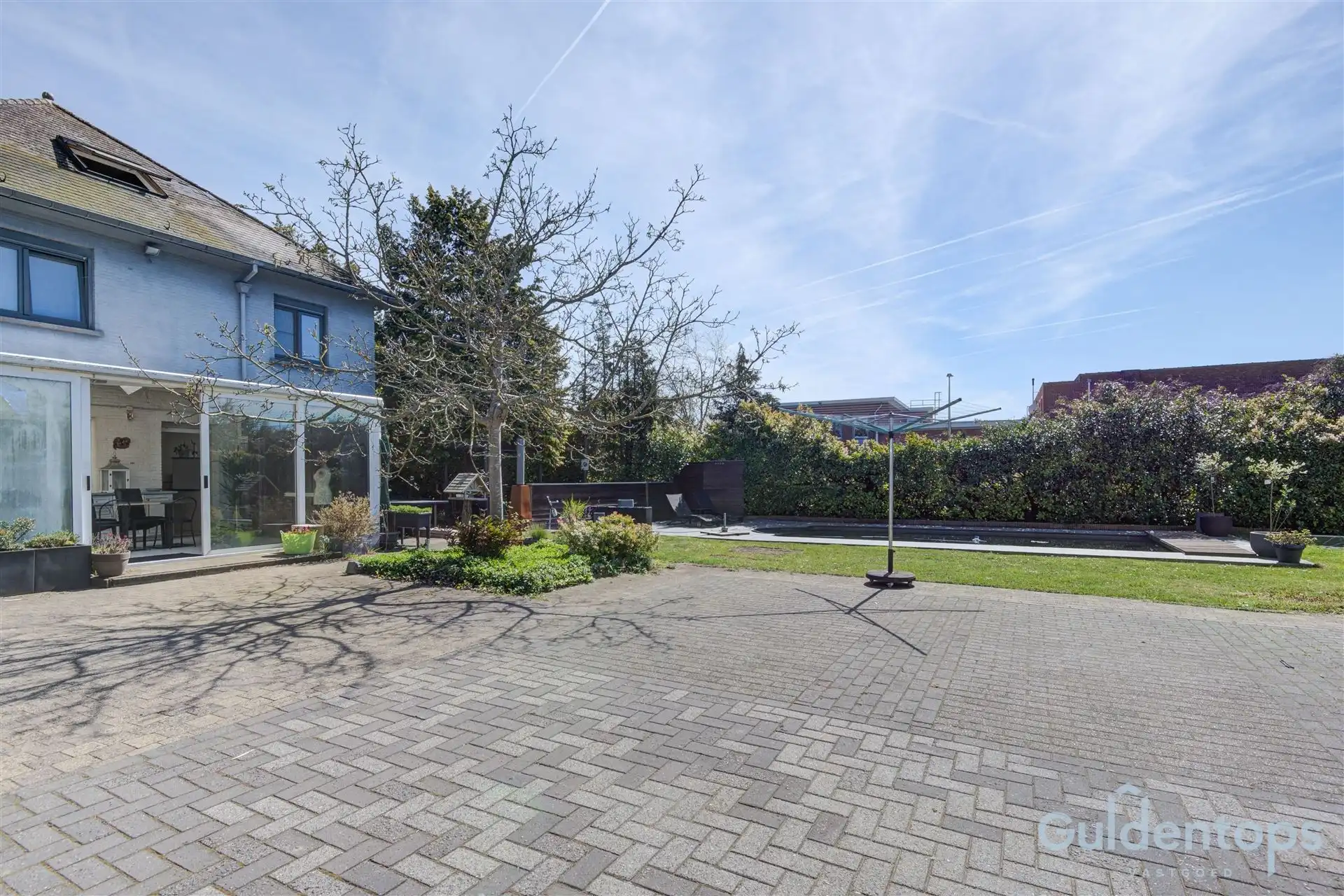Vrijstaande woning met atelier op perceel van 1776m2 foto 32