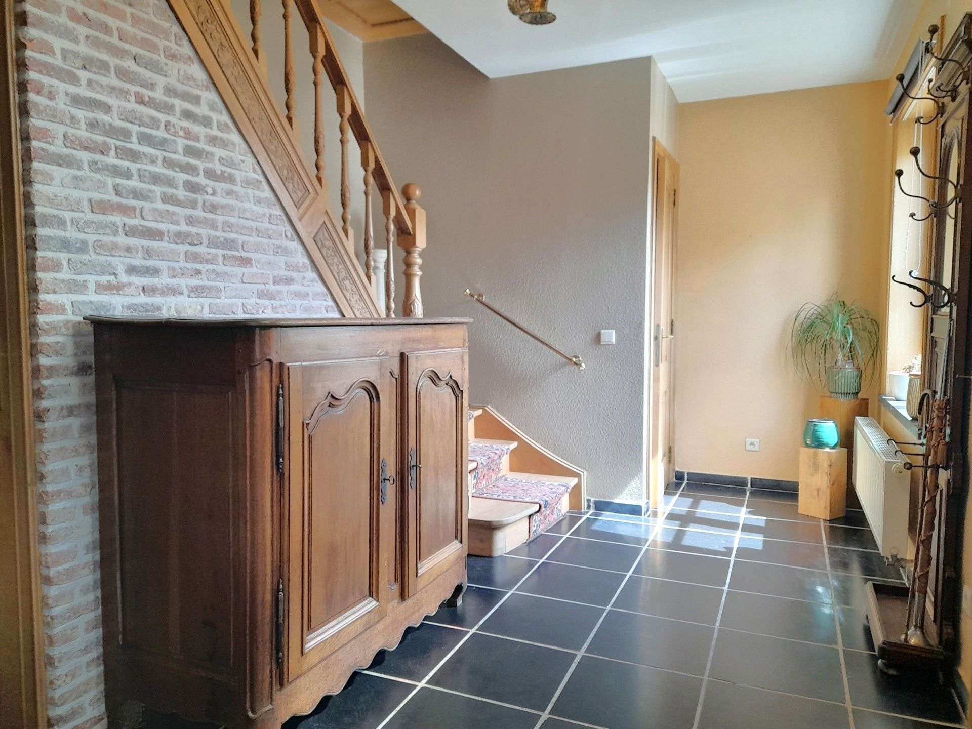 Karaktervolle gezinswoning - 4 tot 7 slaapkamers mogelijk foto 2