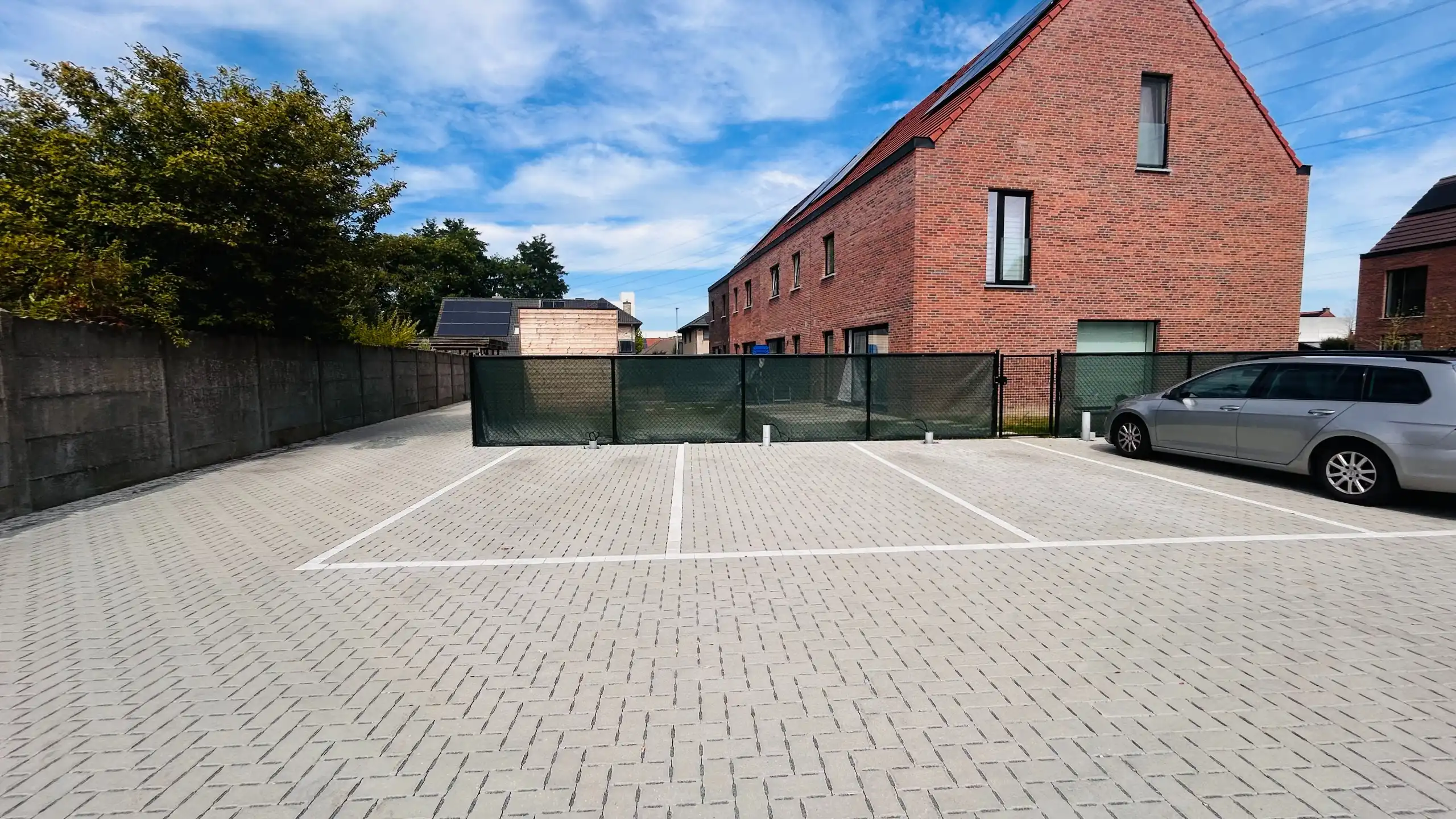 Ruime nieuwbouwwoning met 3 slaapkamers en eigen parkeerplaats in groene woonwijk De Weverie foto 15