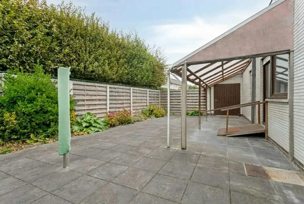 Alleenstaand huis met 4 kamers te koop in Vichte foto 19