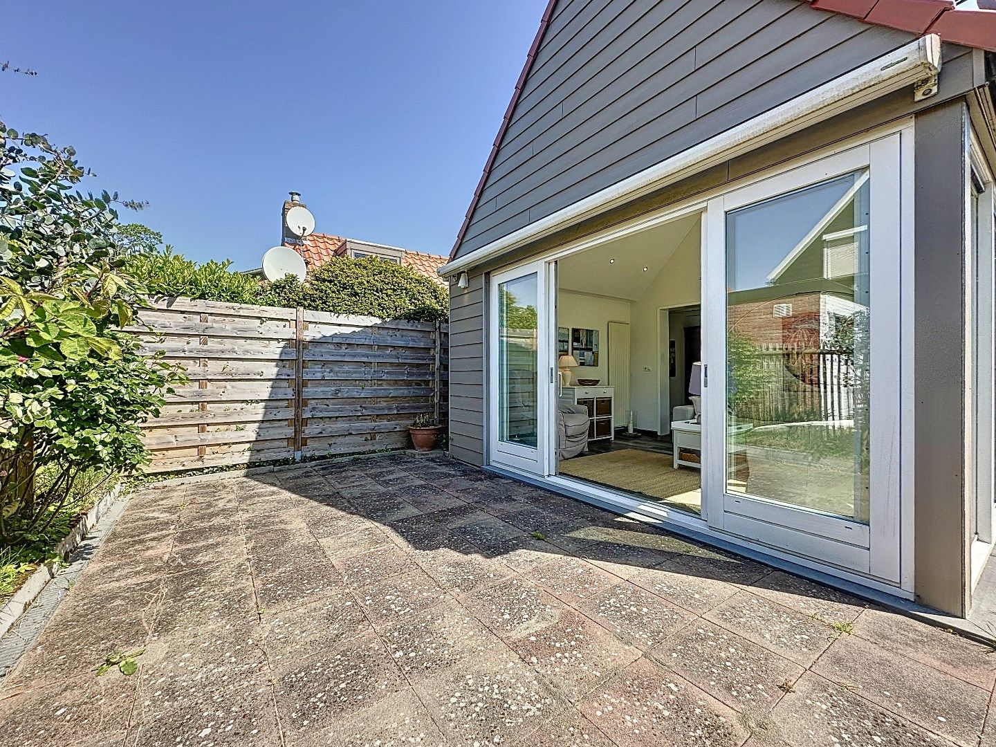 Sfeervolle vrijstaande woning in Groede foto 10