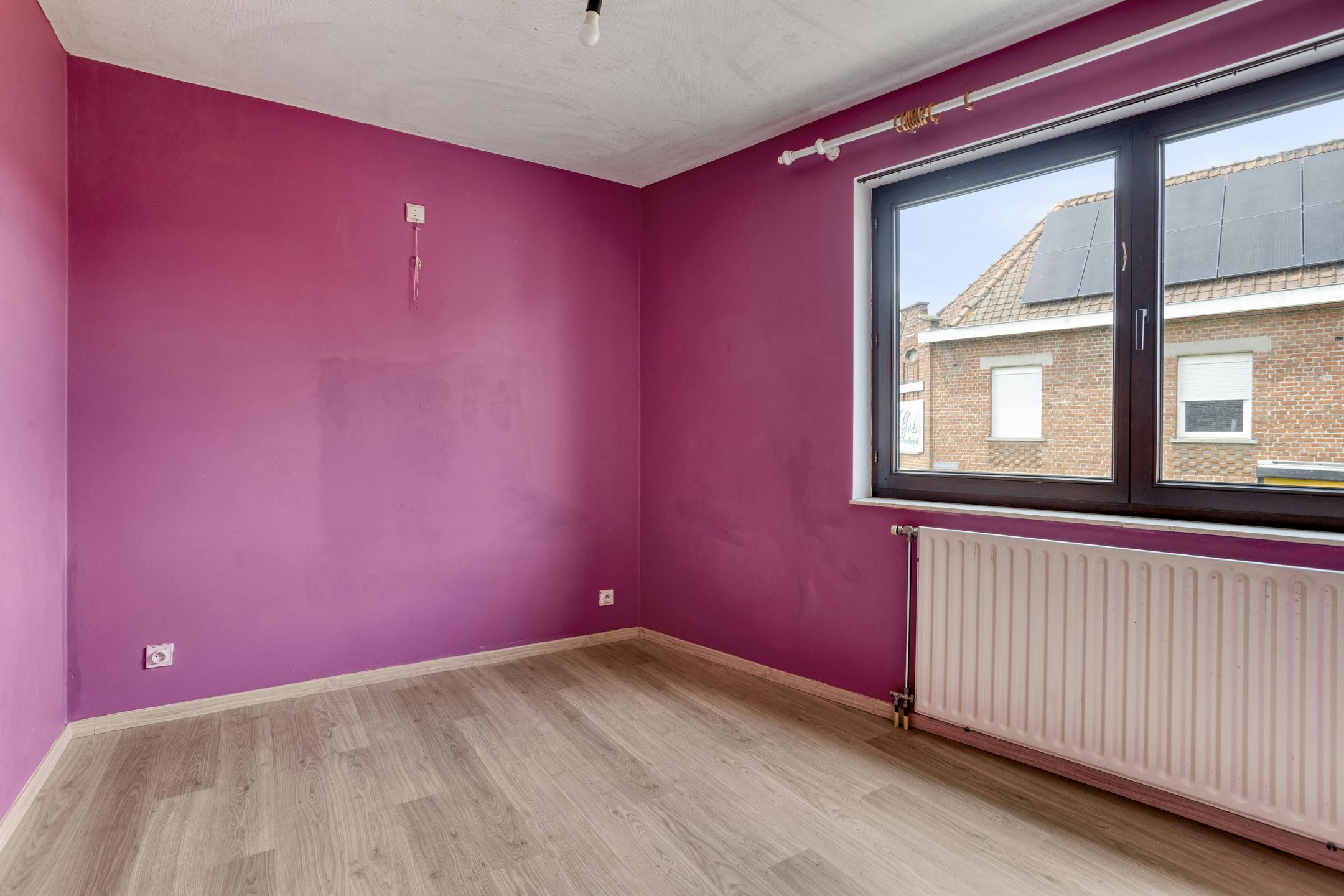 Appartement te koop nabij het centrum van Roeselare met 3 slaapkamers. foto 8