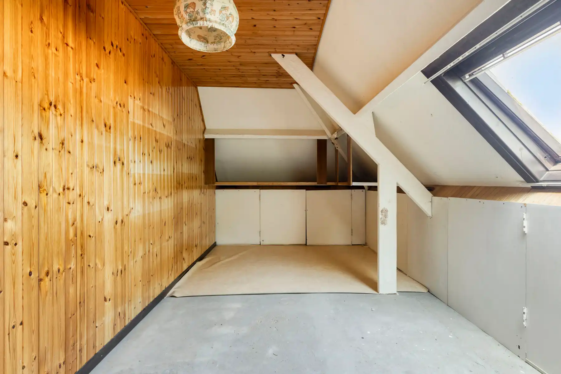 Landelijk gelegen woning met 6 slaapkamers op 12a 25ca foto 14