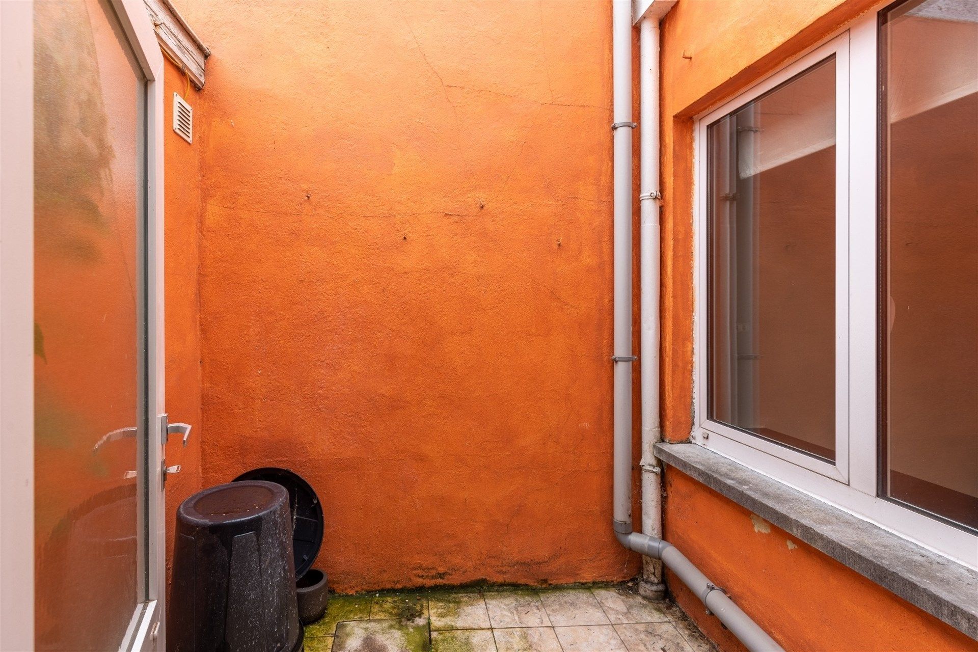 Ruime woning met 3 slaapkamers in het centrum. foto 31