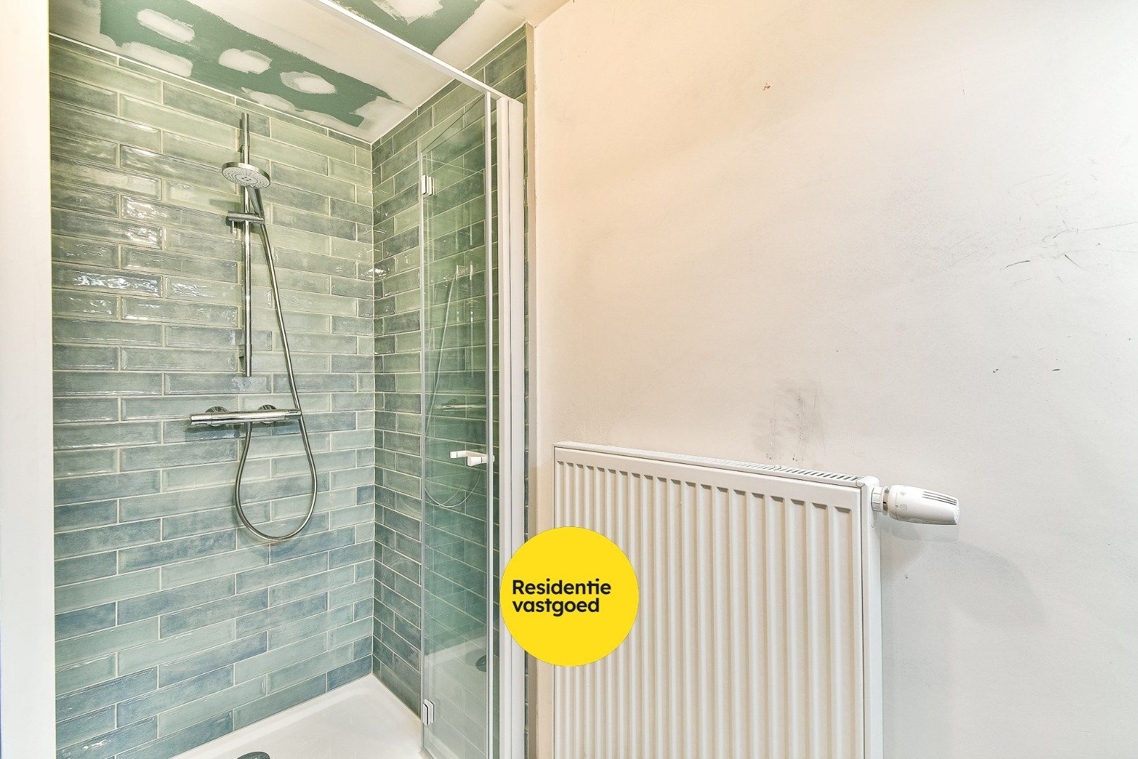 Recent duplex-appartement met standplaats foto 10