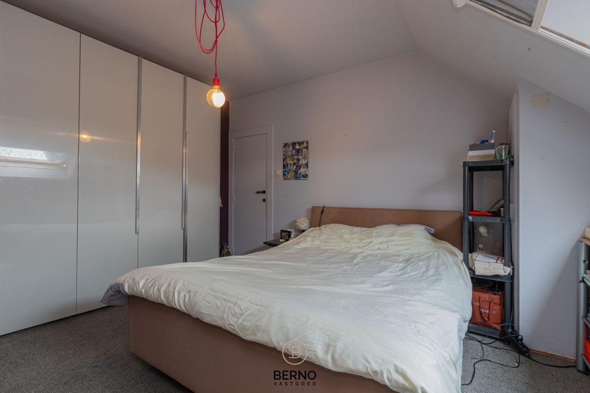 Karakterwoning aan de rand van Dendermonde centrum foto 12