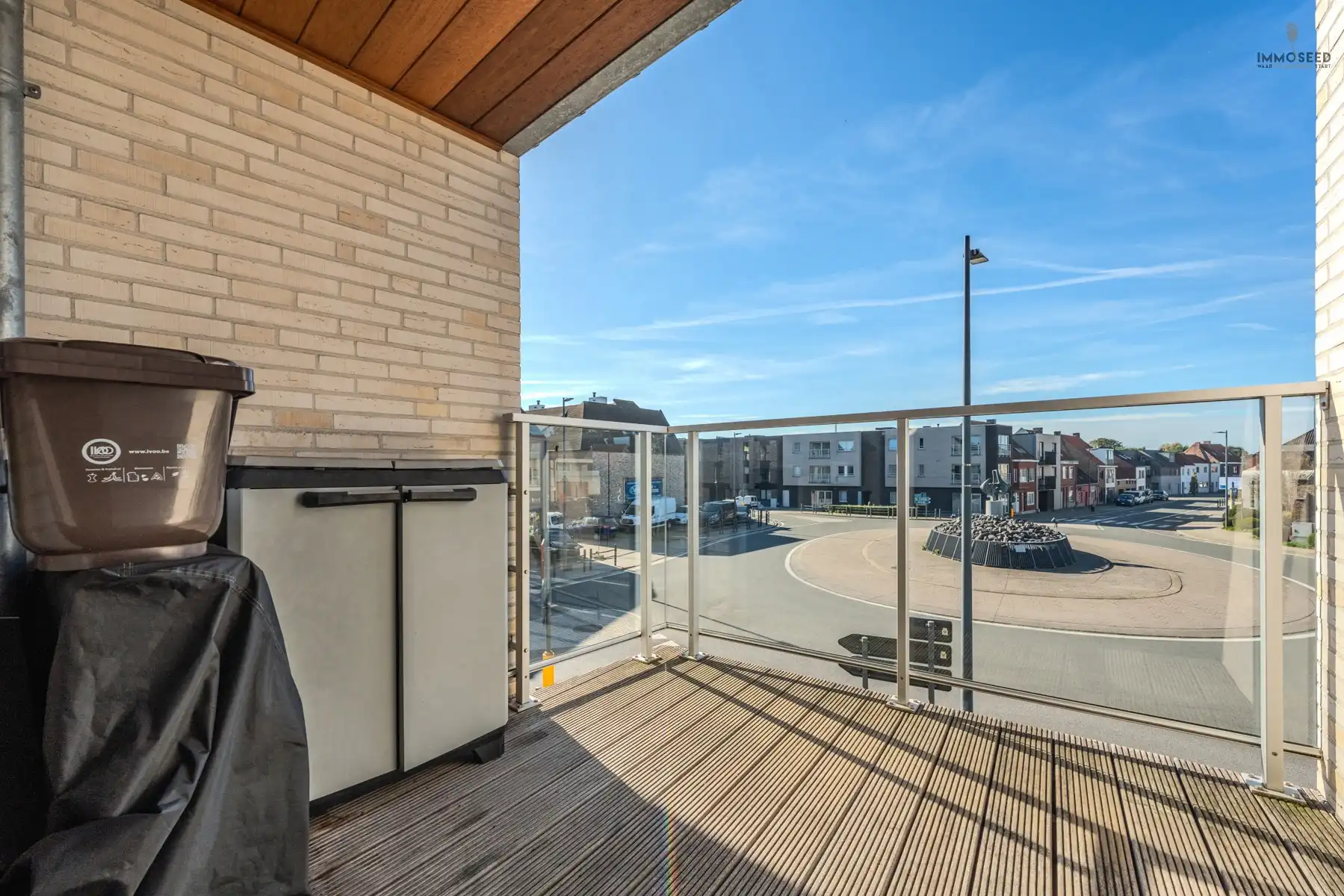 Ruim 2-slaapkamerappartement met zonneterras en eigen autostaanplaats foto 11