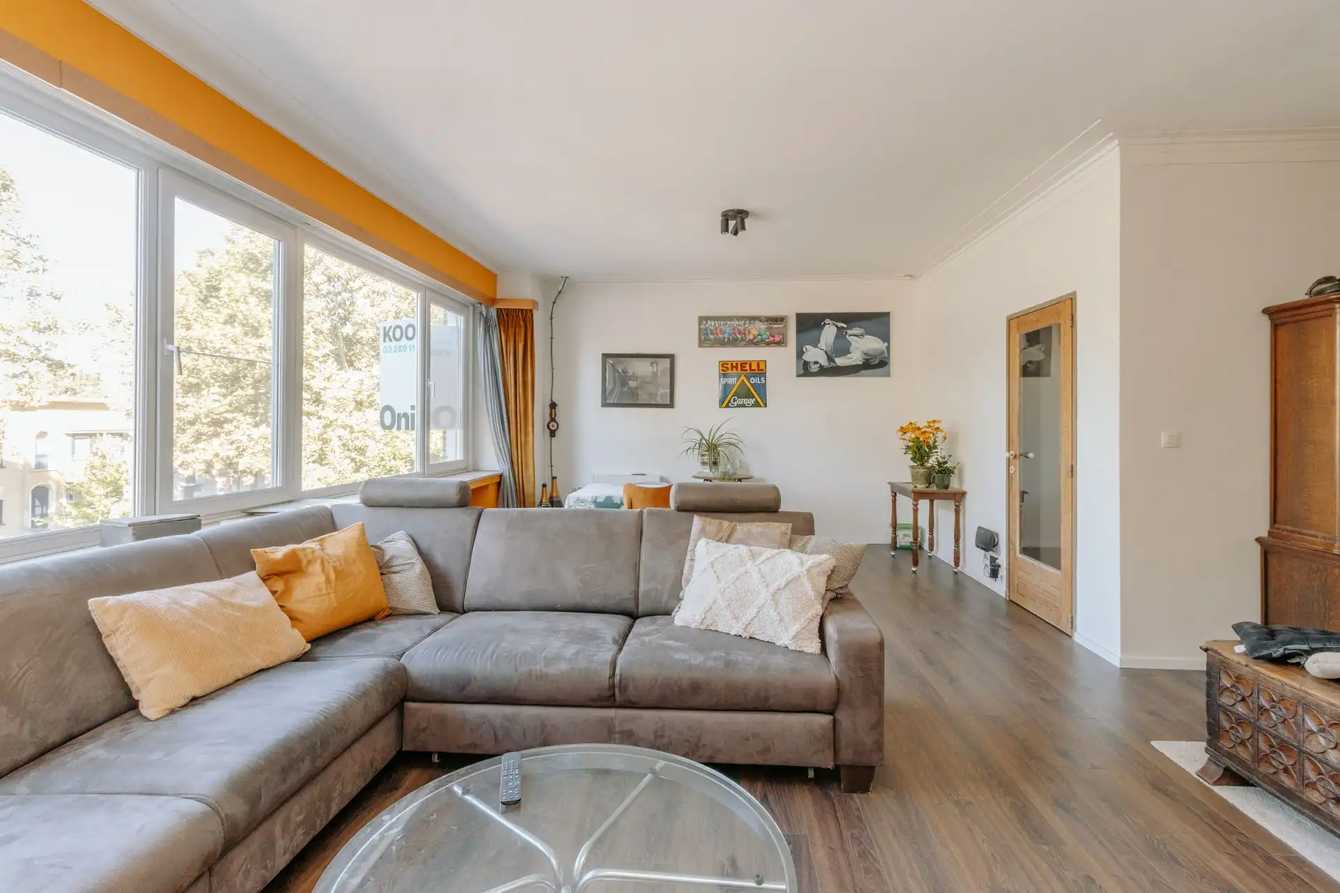 Een ruim en lichtrijk 2 slaapkamer appartement foto 3