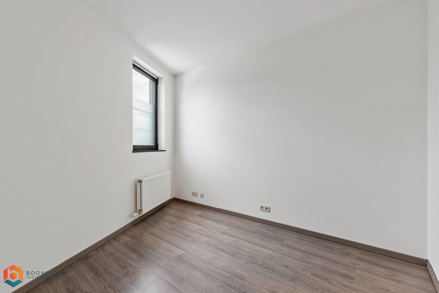 Instapklaar appartement met 2 slpkrs in centrum Putte foto 7