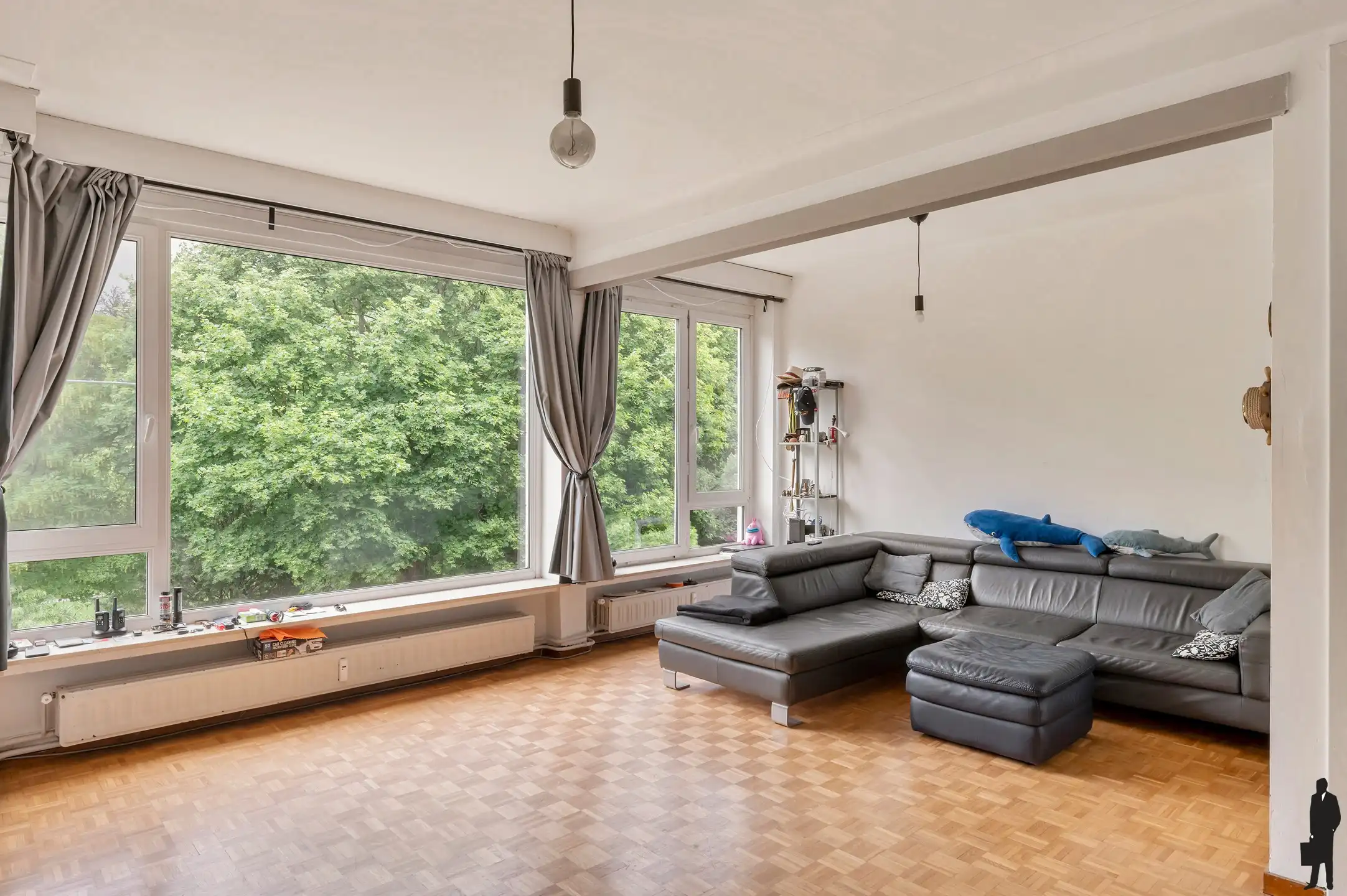 Ruim en lichtrijk appartement met groen uitzicht op toplocatie foto {{pictureIndex}}