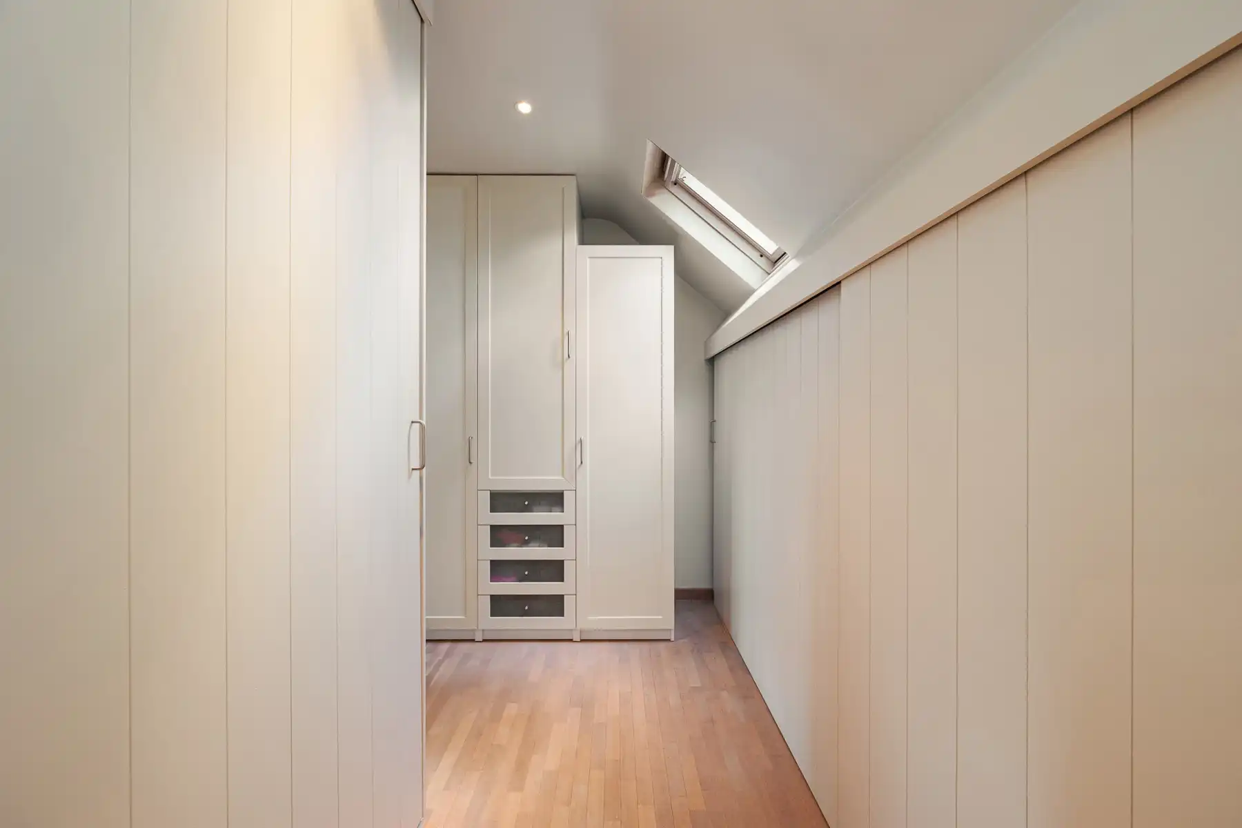 Instapklare villa in het gegeerde Hertebos te 's-Gravenwezel foto 23