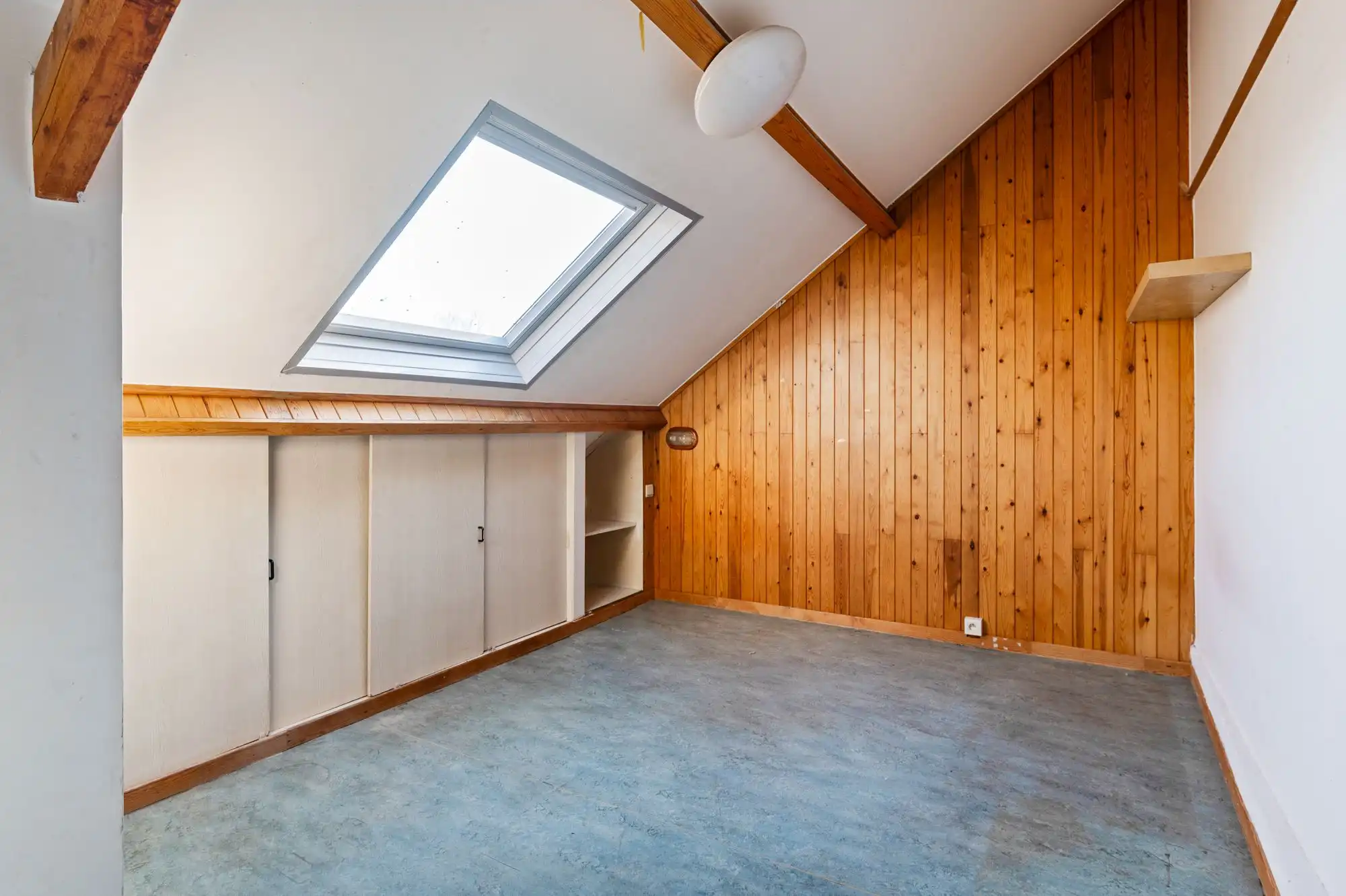 Ruime halfopen gezinswoning met 5 slaapkamers, zonnige tuin en garage in Brasschaat! foto 15