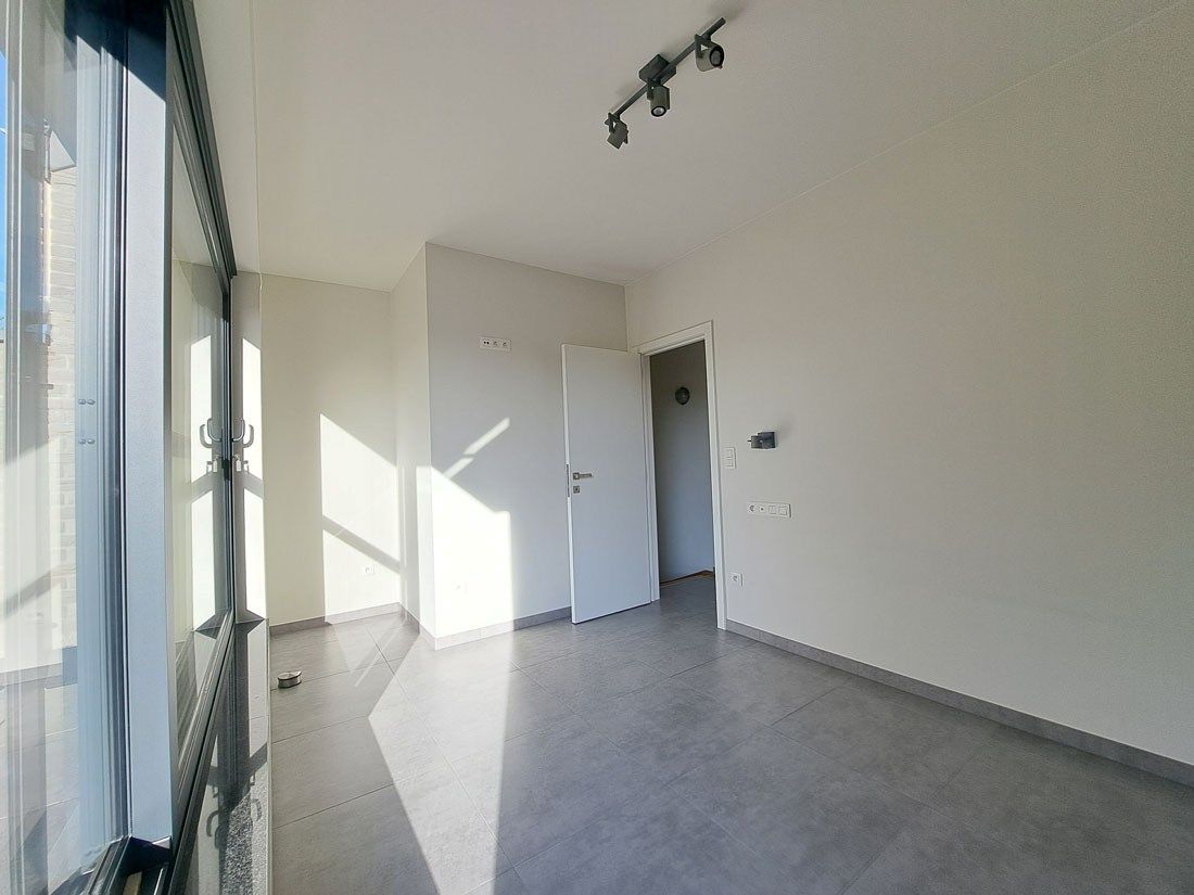 Mooi modern duplex appartement te Hasselt foto 11