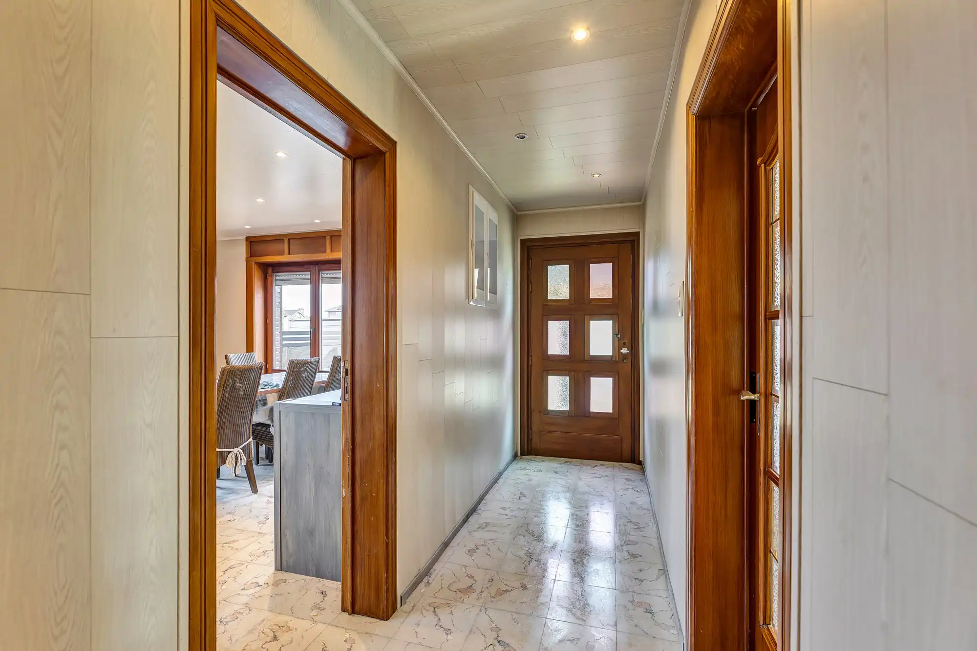 Robuuste woning op ruim perceel foto 12