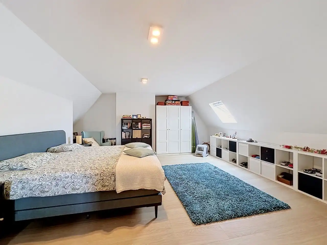 Ruime halfopen, quasi nieuwbouw woning op rustige ligging in het pittoreske Ramskapelle foto 36