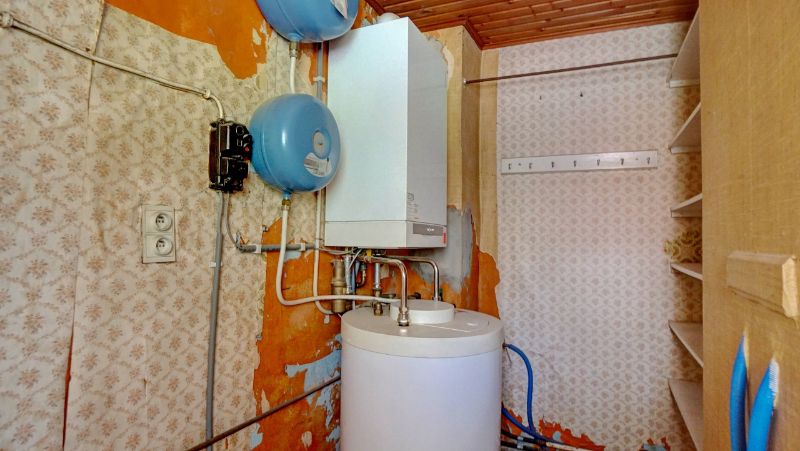 Te renoveren woonhuis van 140m² in half-open-bebouwing met tuin op 3 are 53 ca foto 15
