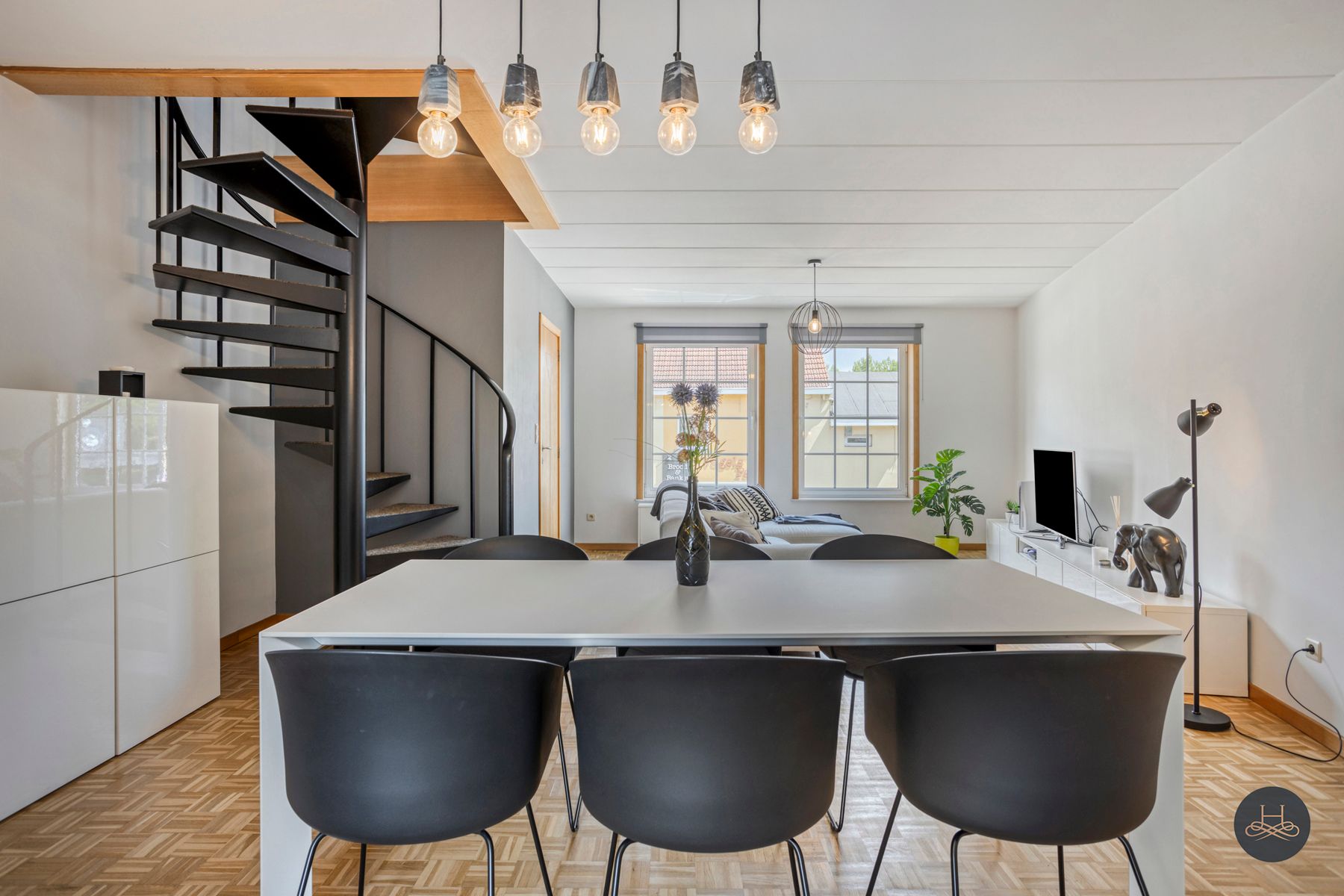Instapklare duplex met 2 slaapkamers en terras in Baal foto 8