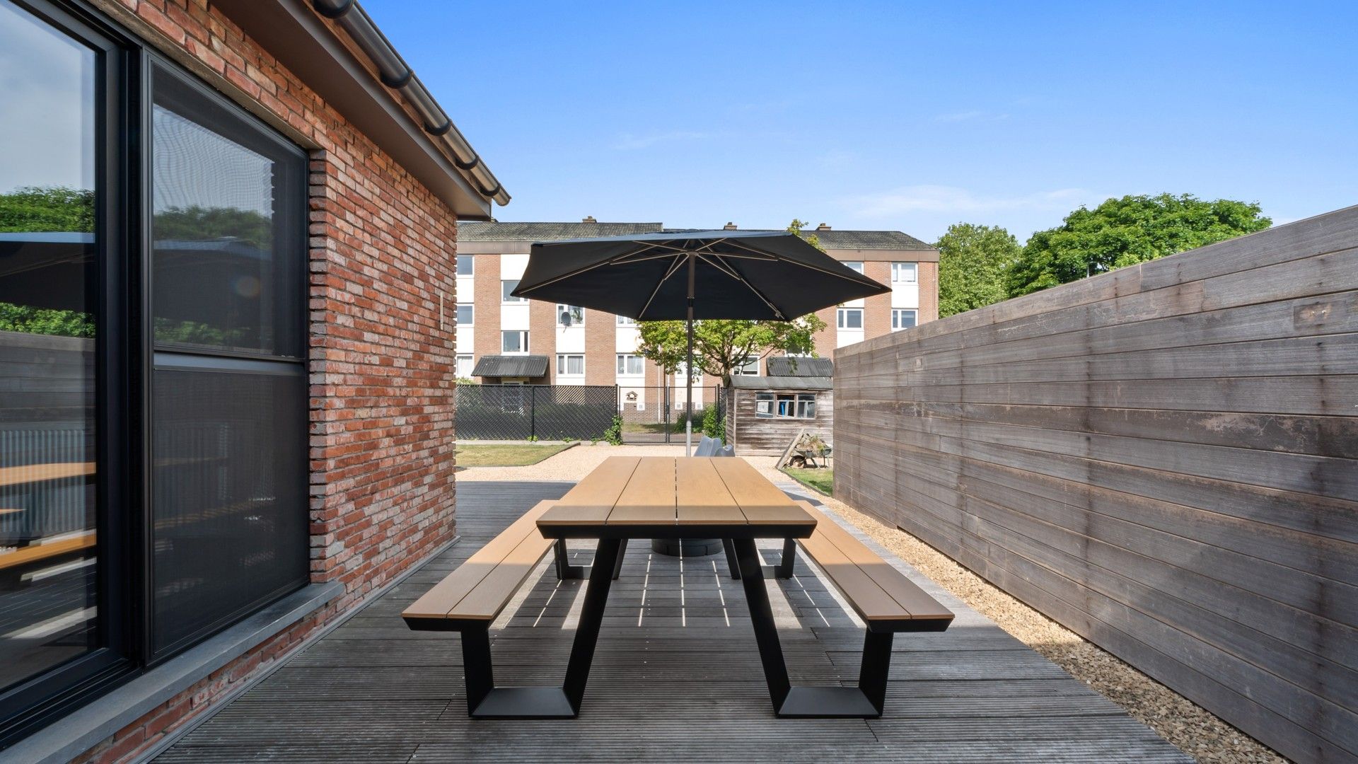 Instapklare en energiezuinige woning met 4 slpkrs in Genk foto 22