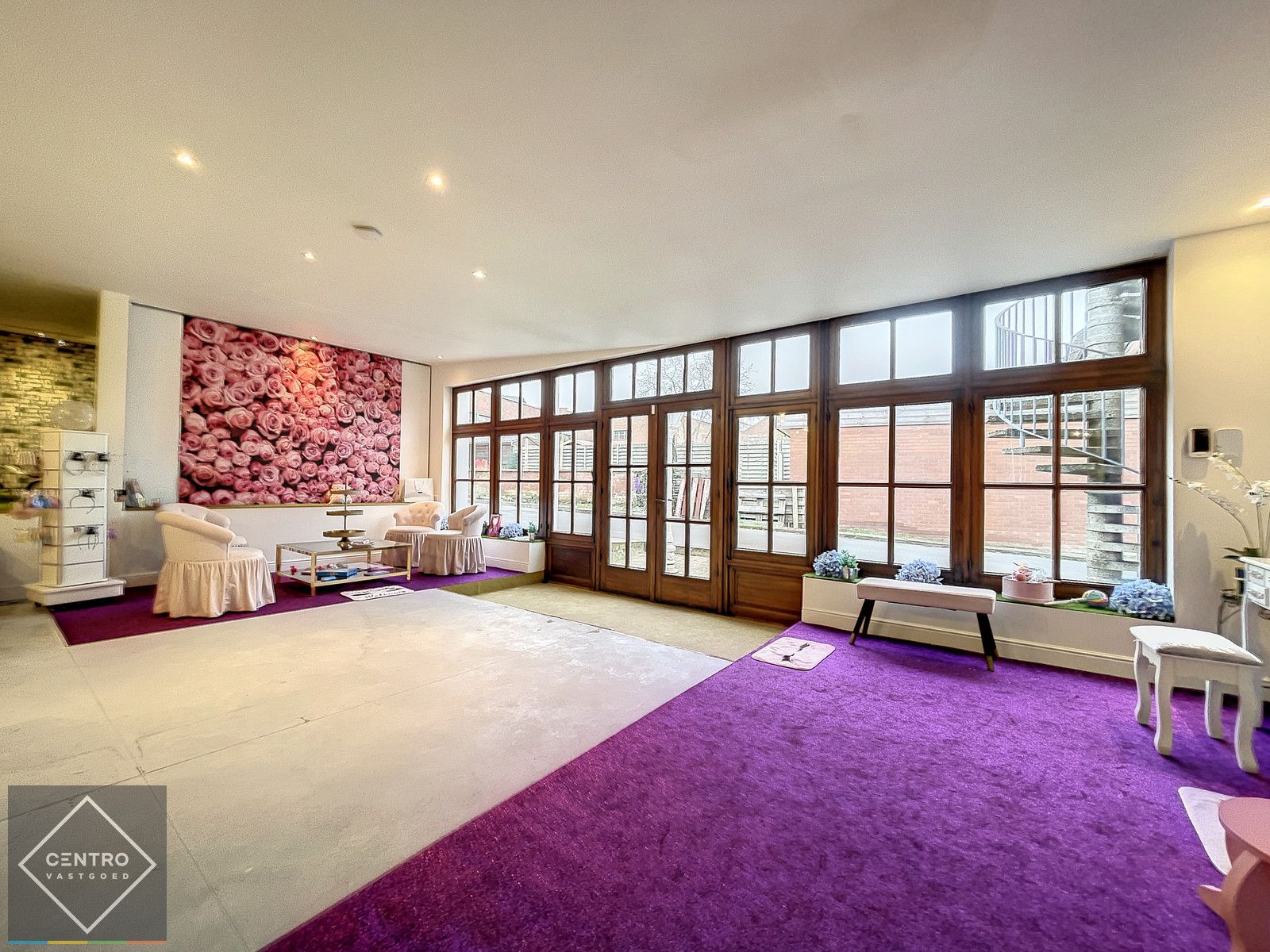 Opbrengsteigendom (Handelsgelijkvloers + 2 appartementen + 3 garages) te Lauwe! foto 9