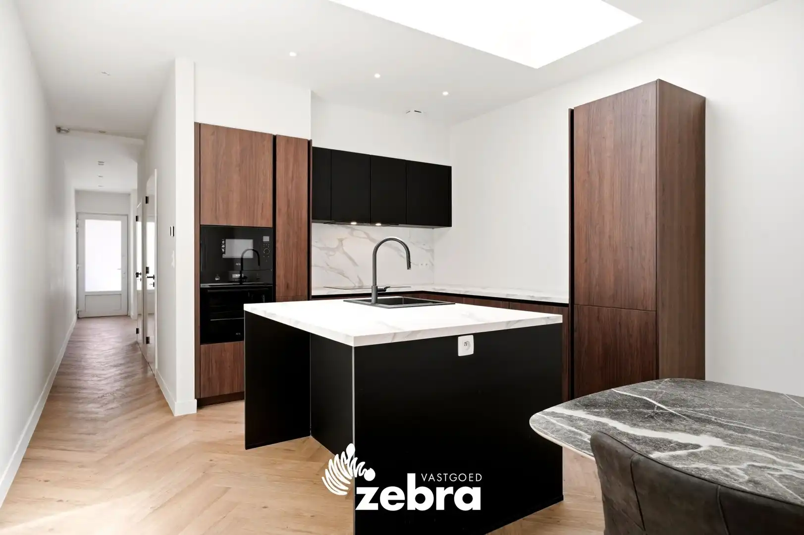 Volledig gerenoveerde woning met 3 slaapkamers, warmtepomp en zonnepanelen! foto 9