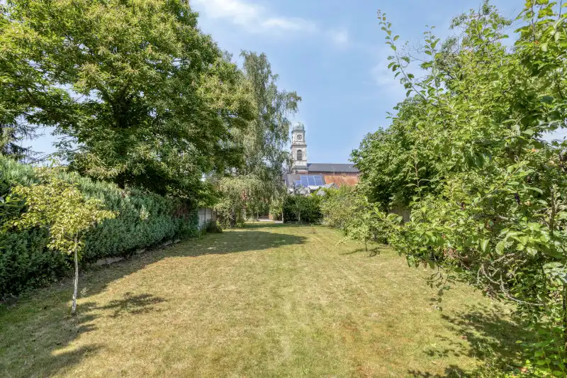 Charmante woning met prachtige tuin in het hart van Nazareth foto 17