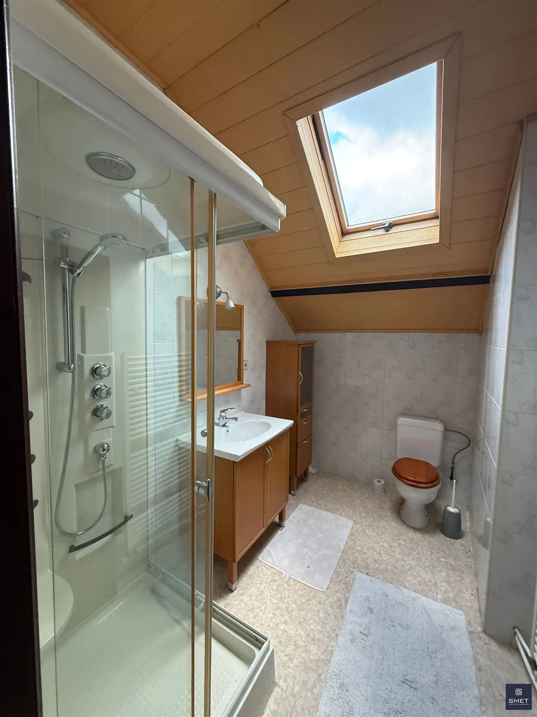 COMMERCIEEL GELEGEN HANDELSRUIMTE foto 13