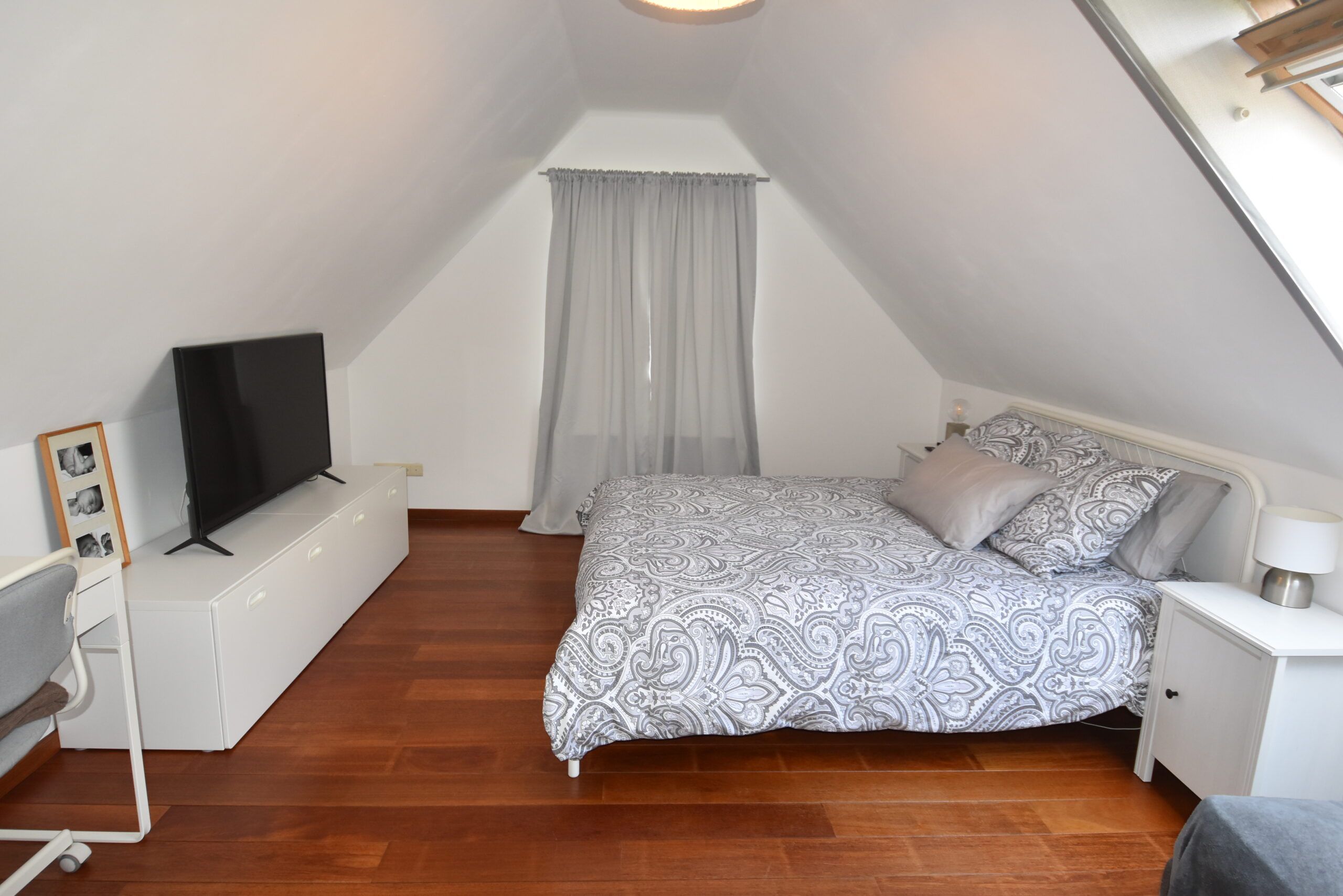 Prachtige villa met mooie tuin in doodlopende straat foto 11