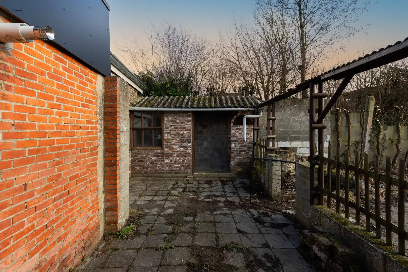 Rustig gelegen woning met 4 slaapkamers foto 22