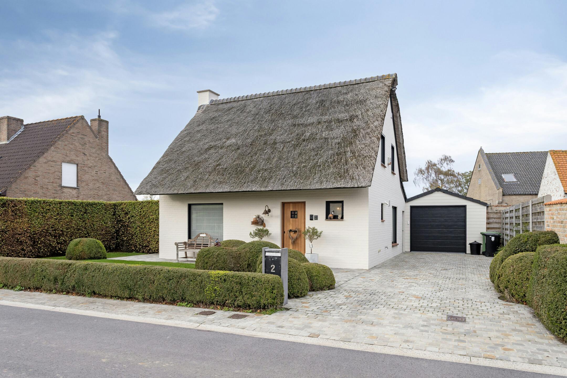 Sfeervol, instapklaar huis te Moerkerke (Damme)  foto {{pictureIndex}}