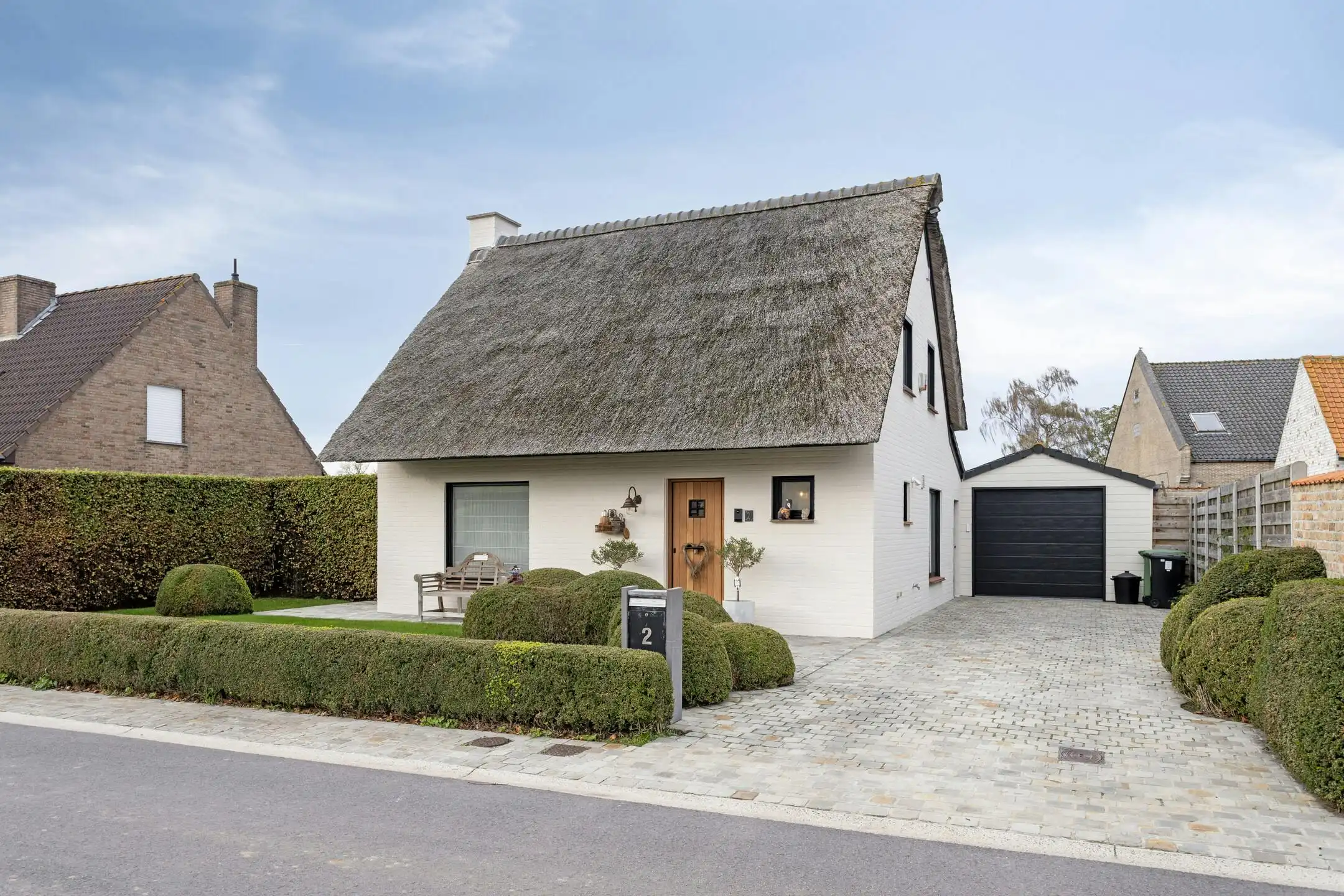 Sfeervol, instapklaar huis te Moerkerke (Damme)  foto {{pictureIndex}}