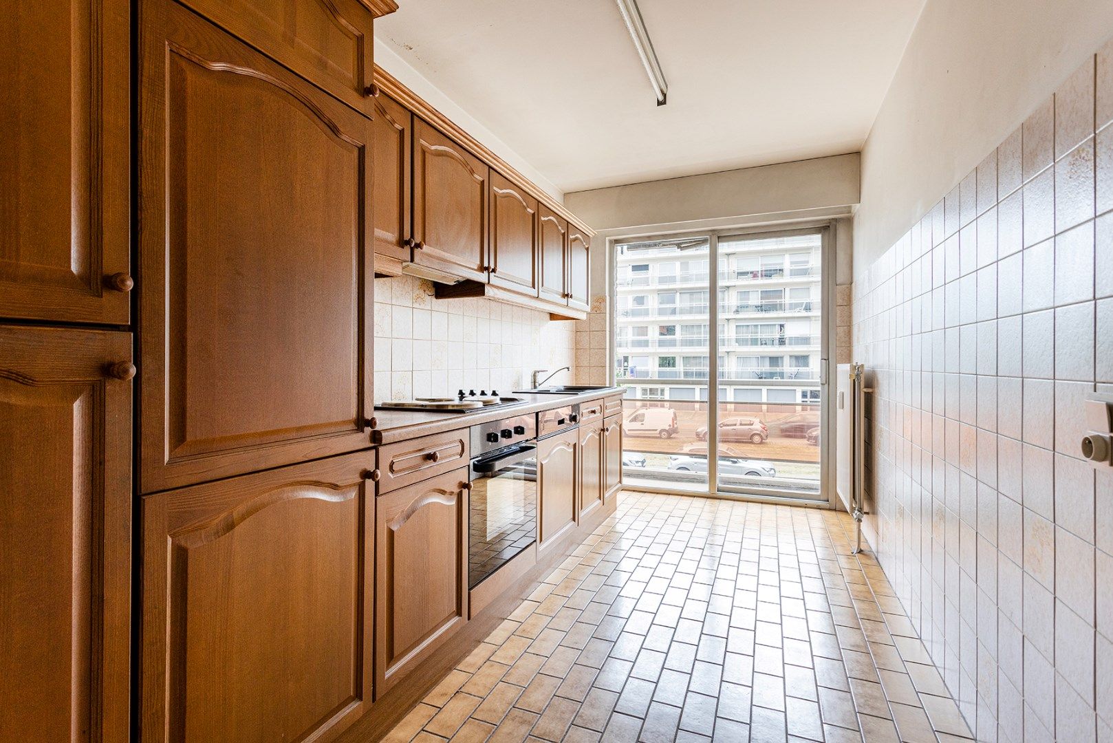 Ruim appartement met 3 slaapkamers en terras nabij Rivierenhof! foto 5