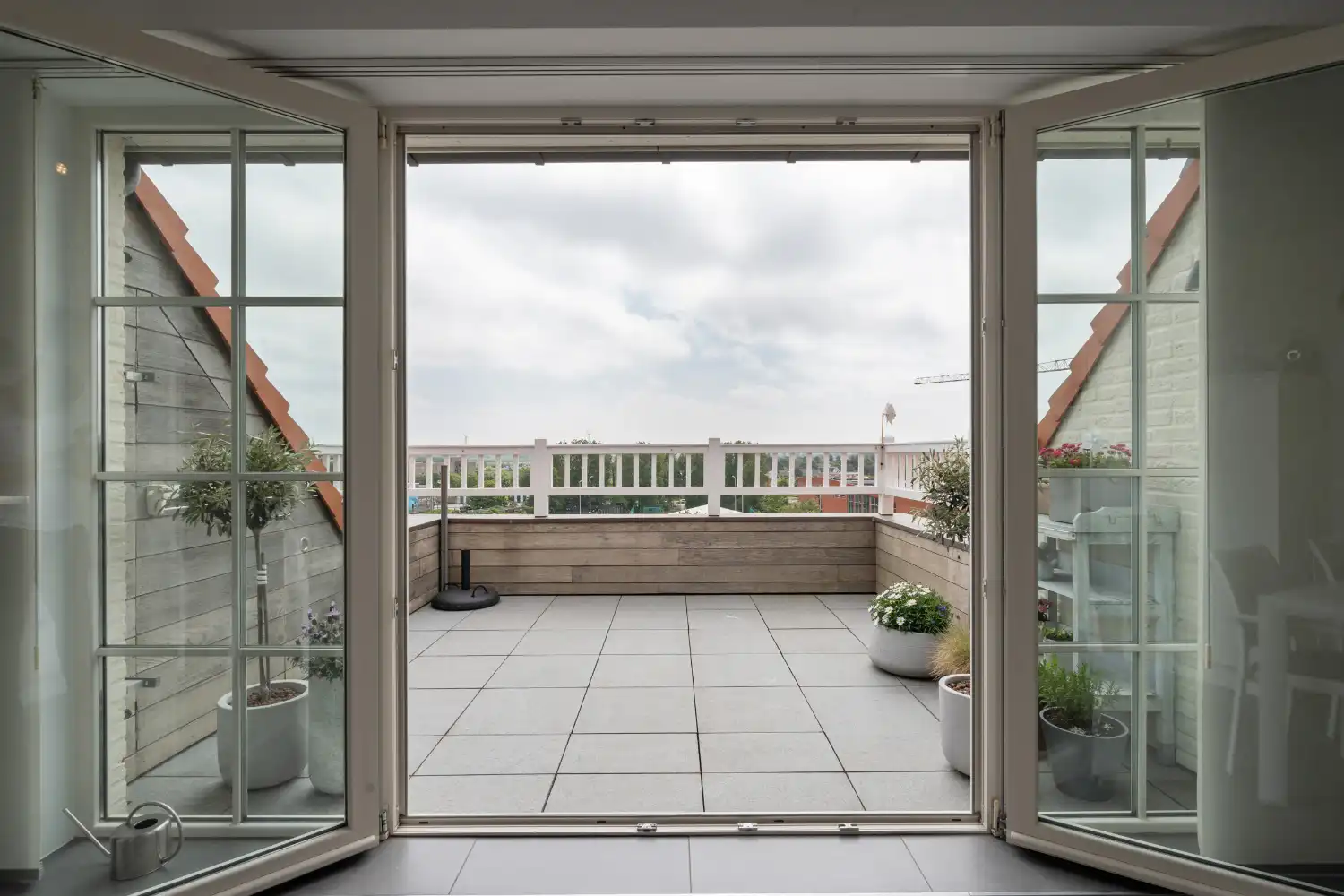Luxueus en lichtrijke penthouse met zuidgerichte terrassen vlakbij het strand foto 12