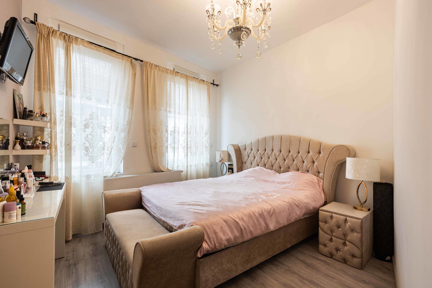 Gerenoveerde stadswoning met tuin en 3 SLP foto 15