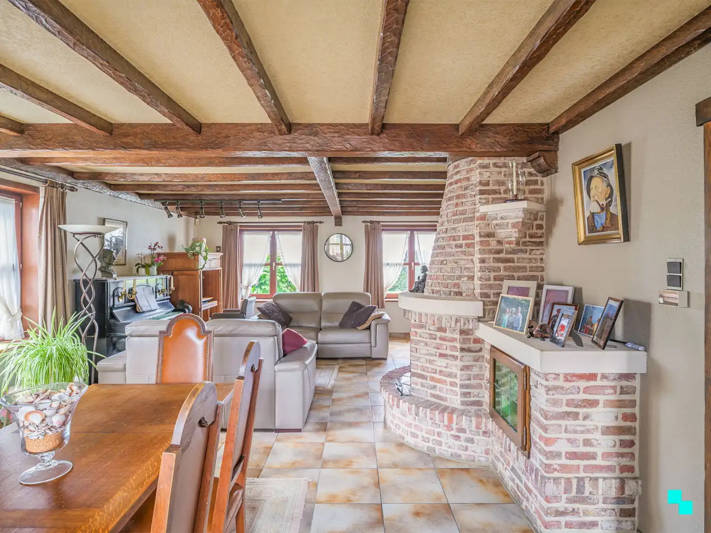 Charmante woning met magazijn te Balegem foto 5