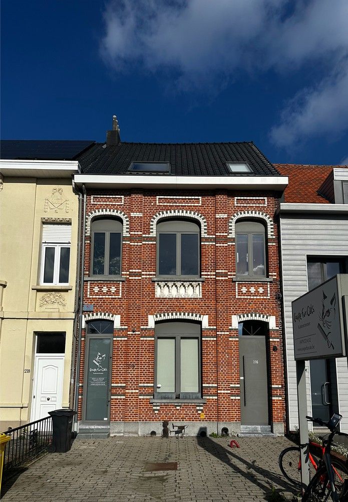 Duplex appartement met twee slaapkamers en terras in Wijnegem foto 1