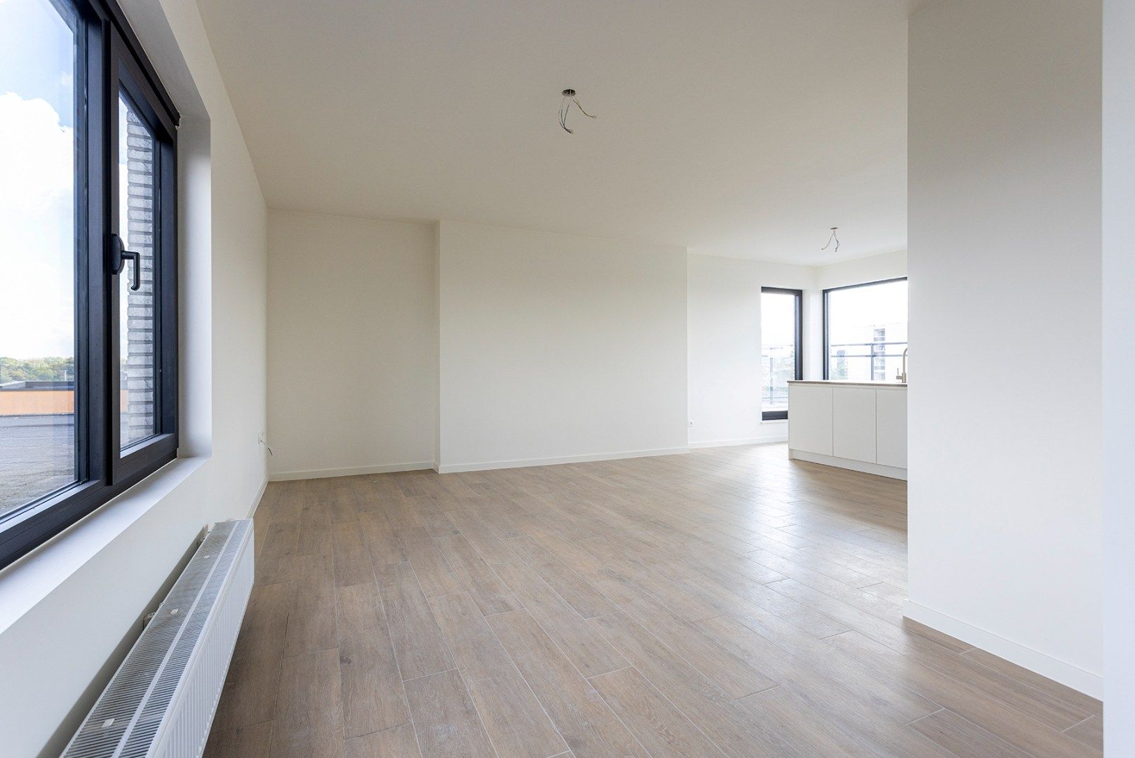 Penthouse (vernieuwbouw) gelegen op de 5de verdieping nabij Roma! foto 6