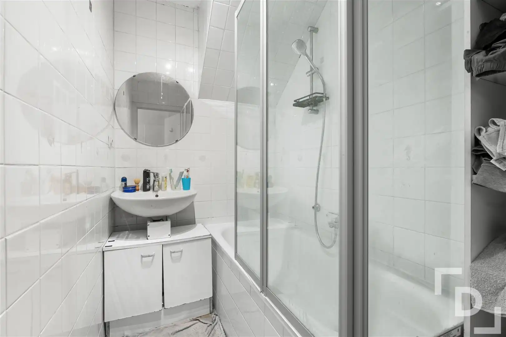 Op te frissen woning te koop in het centrum van Ieper. foto 5