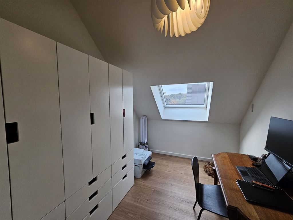 prachtig afgewerkte woning foto 30