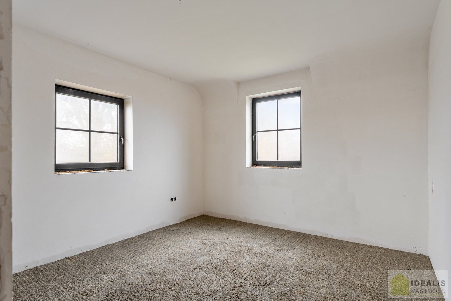 PRACHTIGE NIEUWBOUWWONING (GRONDAANDEEL €116.000,00 + 12% REGISTRATIERECHTEN EN CONSTRUCTIE € 277.000,00 + 21% BTW) MET EEN HEERLIJK LICHTRIJKE WOONKAMER MET OPEN KEUKEN MET AANSLUITEND BERGPLAATS, BUREEL, INPANDIGE GARAGE, 3 SLAAPKAMERS, EEN RUIME BADKAMER VOORZIEN VAN ALLE COMFORT! EEN HEERLIJK RUIM HUIS MET INPANDIGE GARAGE, EEN LEUKE TUIN, OP EEN GEGEERDE LOCATIE NABIJ HET CENTRUM VAN REPPEL! foto 16