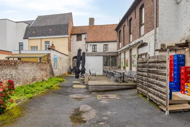 Handelspand met woonmogelijkheid en tuin – ideaal voor renovatie of herontwikkeling foto 26