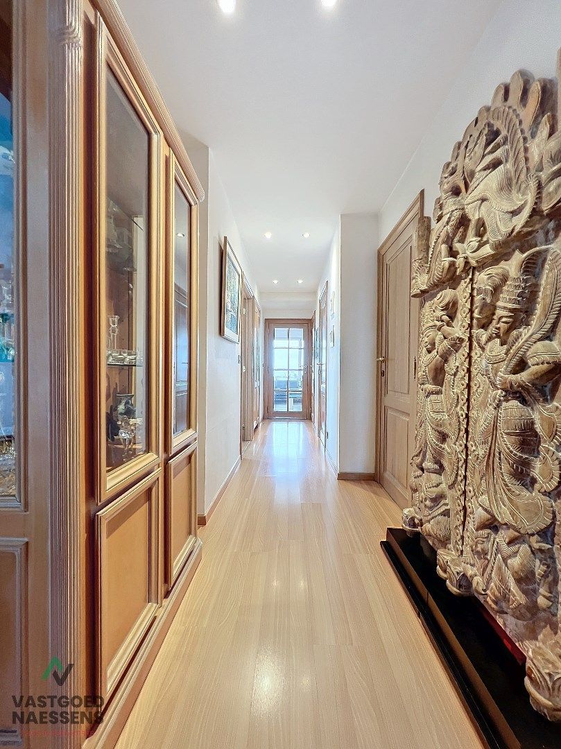 SCHITTEREND HOEK-APPARTEMENT MET PANORAMISCH ZICHT foto 14
