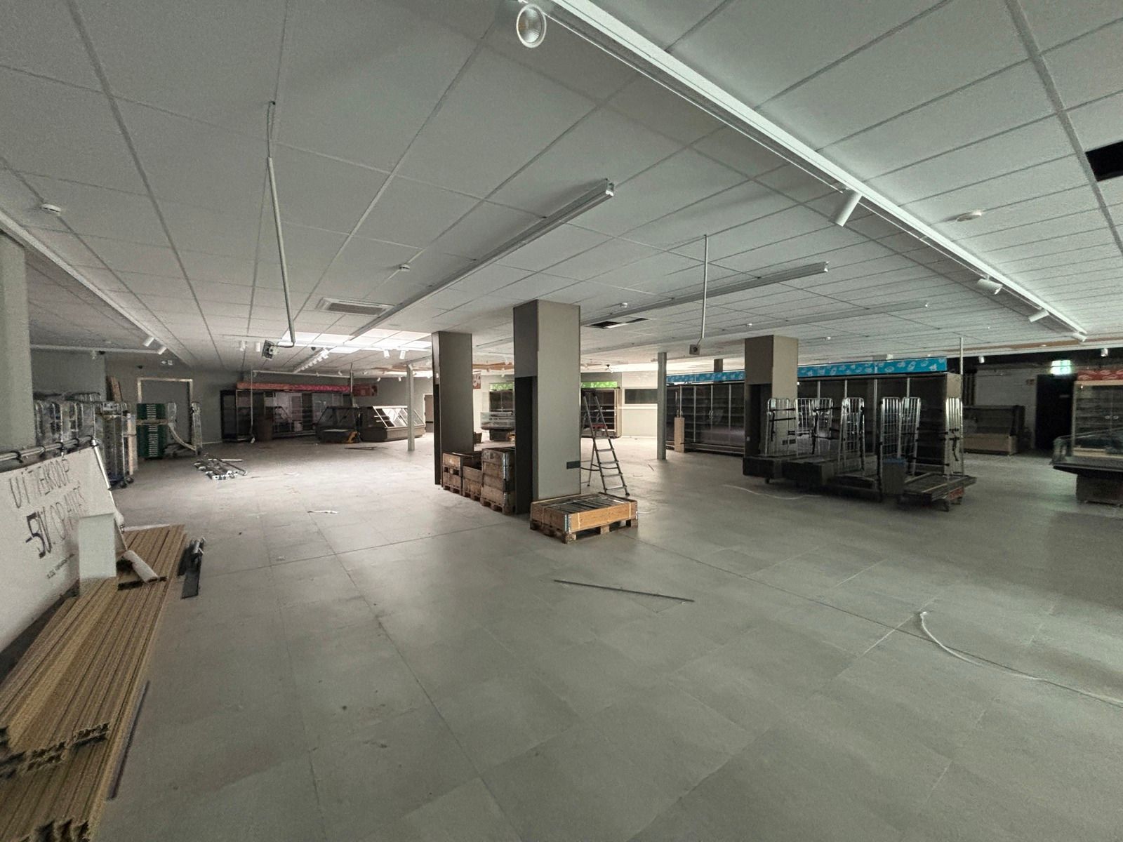 Handelspand 984 m² te huur in Kermt (Hasselt) foto 3