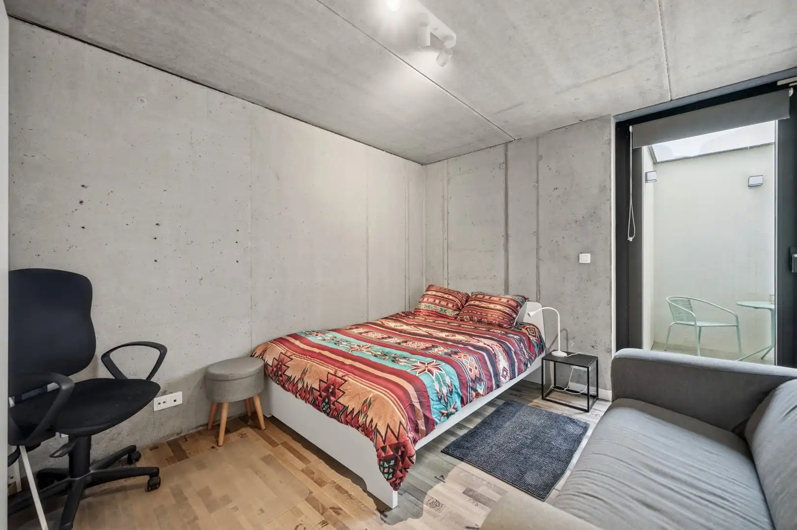 Moderne villa in een rustige en groene omgeving foto 17
