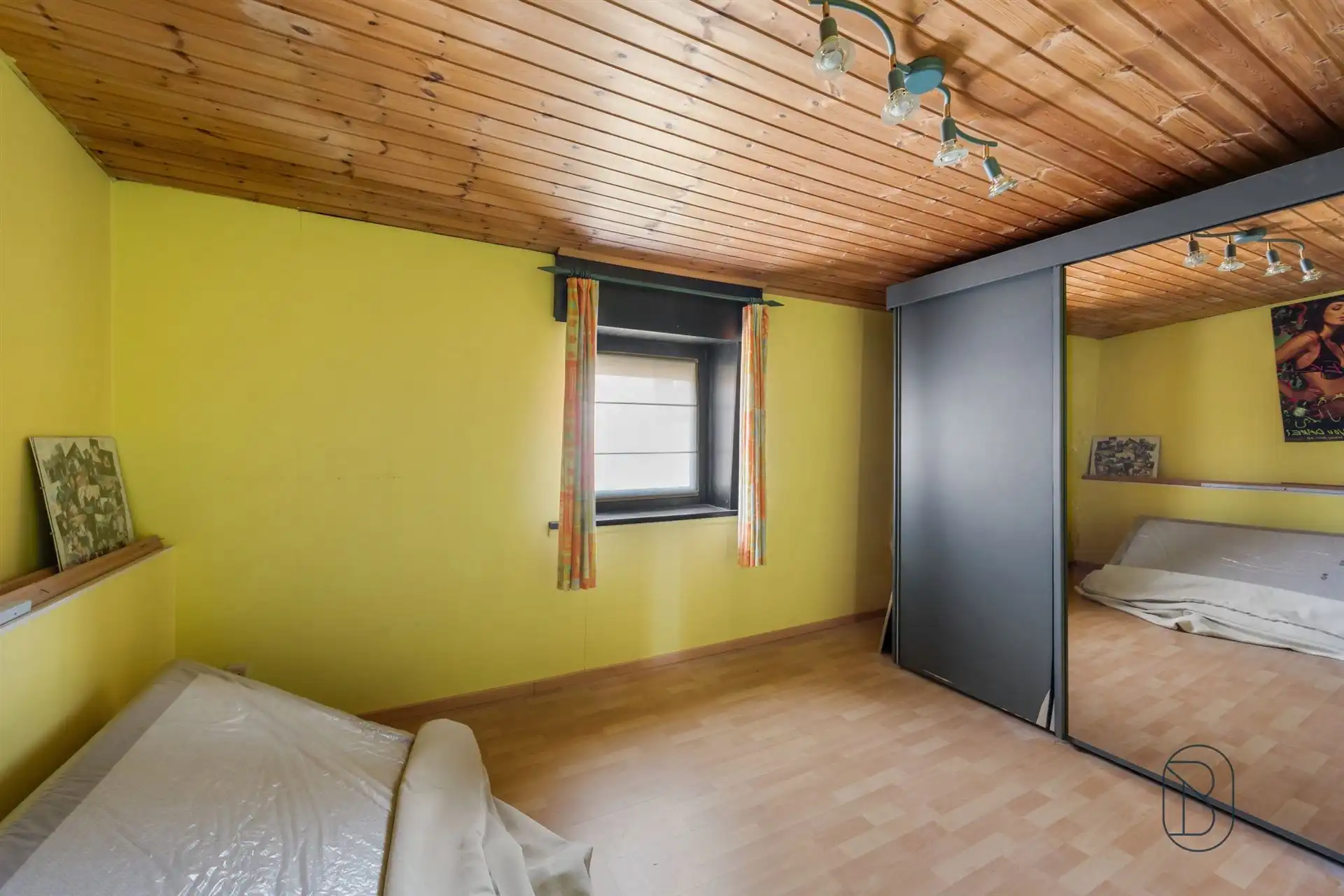 Instapklare gezinswoning met 4 slaapkamers en zonnige tuin! foto 10