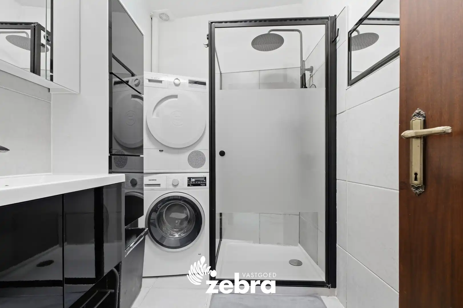 Gerenoveerd appartement met 2 slaapkamers in centrum Tielt! foto 12